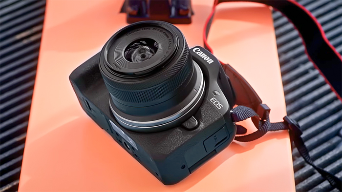 Kamera Canon EOS R50 yang di umumkan di bulan Februari 2023 ini